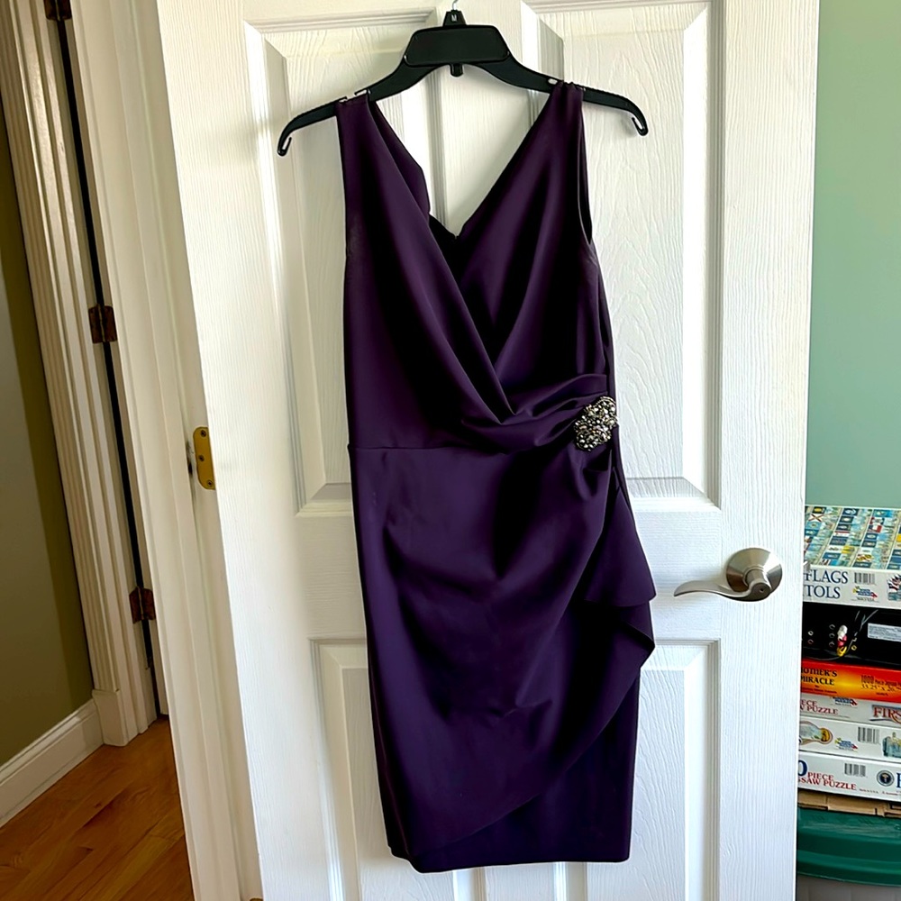 Alex Evenings Eggplant Purple Figure Flattering Surplice Dress Size 10